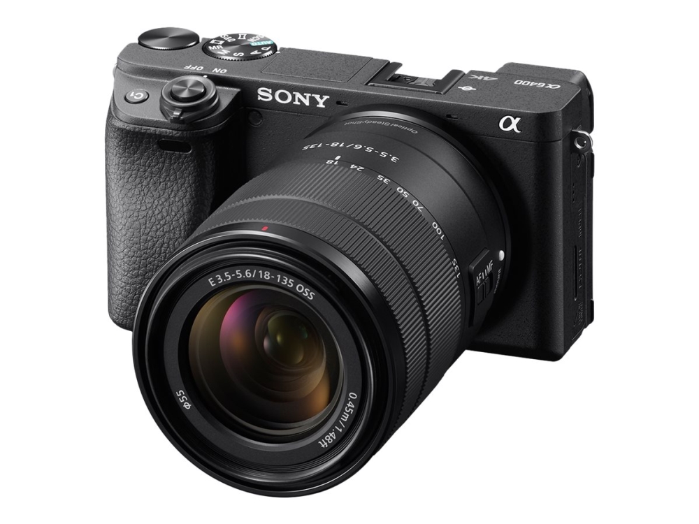 Sony A6400 Ilce-6400M - Digitalkamera - Speilløst - 24.2 Mp - Aps-C - 4K / 30 Fps - 7.5Optisk X-Zoom E 18-135 Mm Oss-Linse - Wi-Fi, Nfc, Bluetooth -