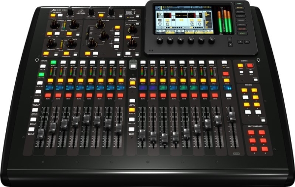 Behringer X32 Compact, 40 Kanaler, 120 W, Sort
